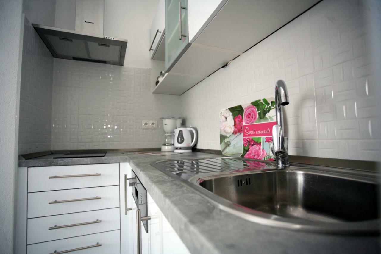 Апартаменты Apartman Fantasy Трогир Экстерьер фото