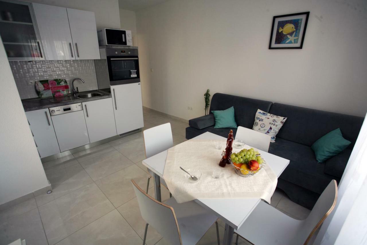 Апартаменты Apartman Fantasy Трогир Экстерьер фото