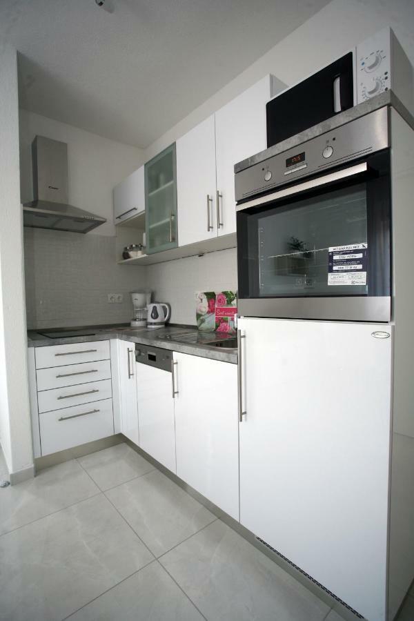 Апартаменты Apartman Fantasy Трогир Экстерьер фото